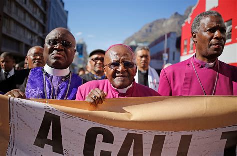 Den Skandalösa Disco Diva-Turnén med Desmond Tutu - En Historia om Musik, Kontrovers och Hjärter som Smält!