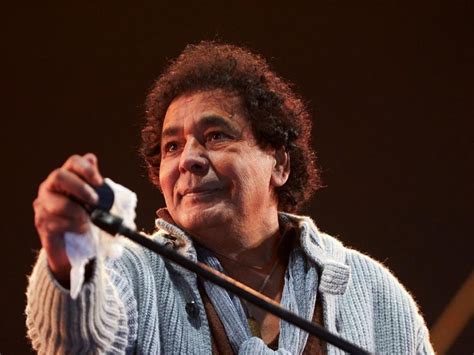  Paragon of Performance:  Unraveling the Enigma Behind Mohamed Mounir's Stockholm Serenade!